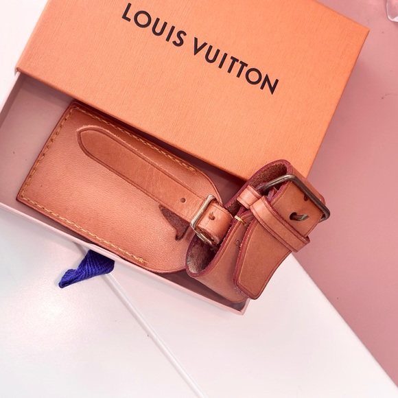 Louis Vuitton Luggage Tag & Poignet w Box - Picture 2 of 4
